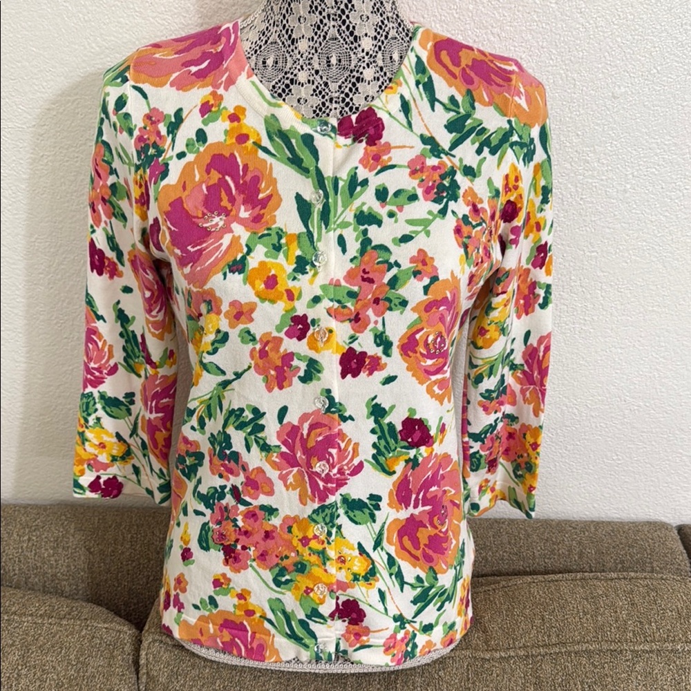Charter Club woman Sweater White Red Flower Sequin Accent Button round neck